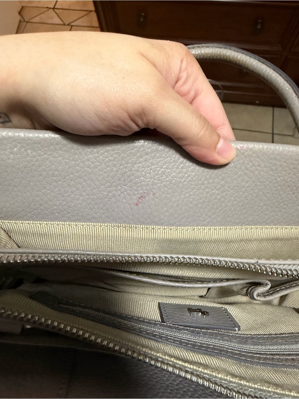 Radley London Pebbled Leather Tote Bag in Light Gray - Picture 6 of 8